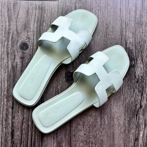 Authentic Hermes Oran Sandals